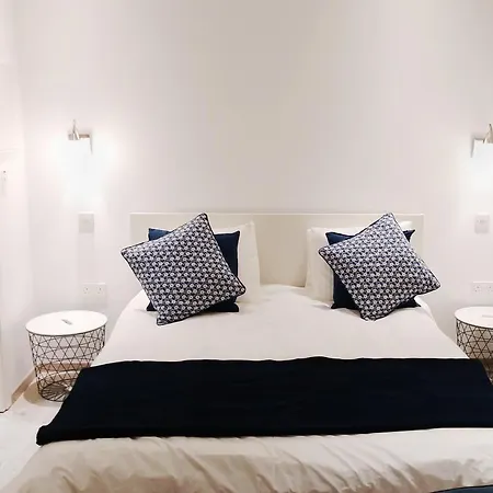 아파트 Olosuites 레메소스