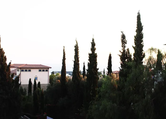 Olosuites * לימסול