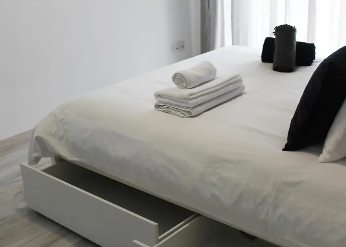 Olosuites * לימסול