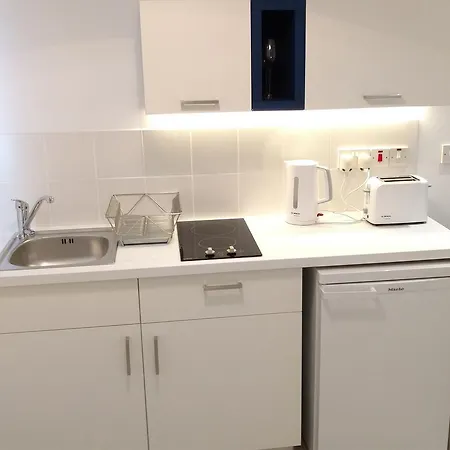 Apartment Olosuites Limassol